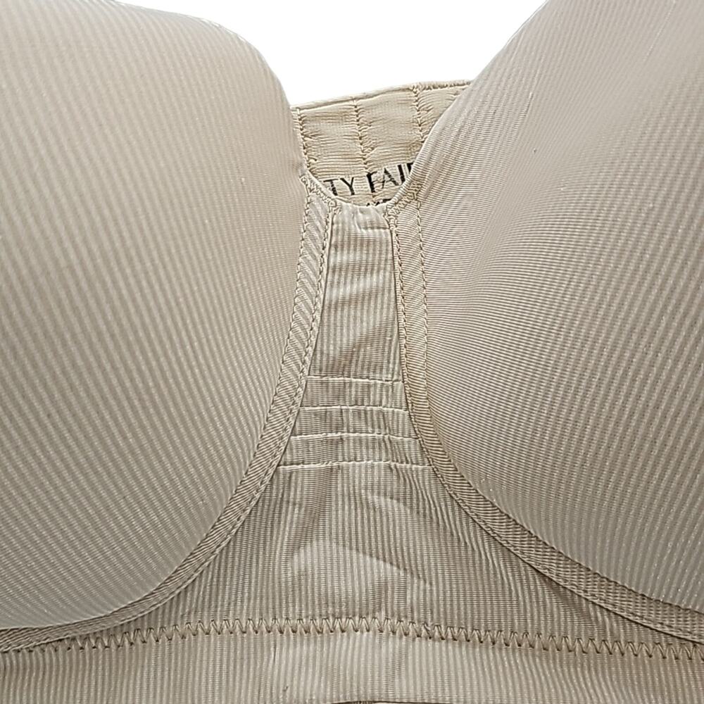 Vanity Fair Women Sz 44D Beige Full Coverage Adjustable Straps 4 Hook Back Bra - Picture 3 of 10
